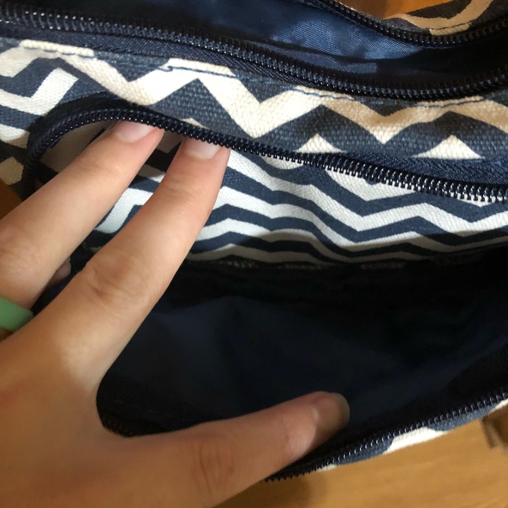 Purse - Picture 4 of 4